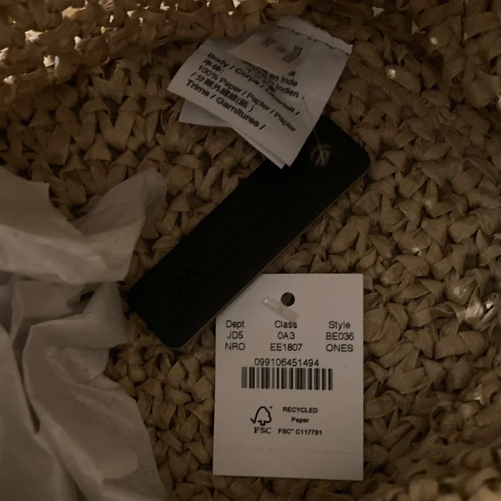 JCrew large woven sling bag - Picture 4 of 5